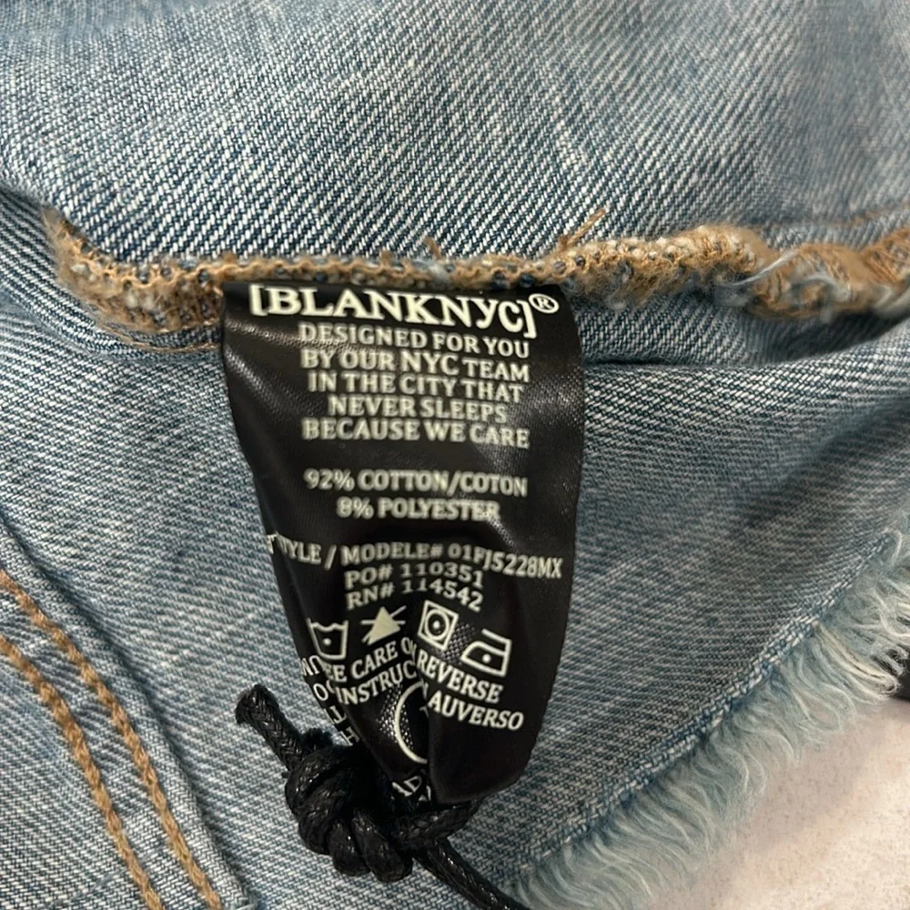 BLANKNYC Distressed Light Wash Denim Jacket Size Large NWT